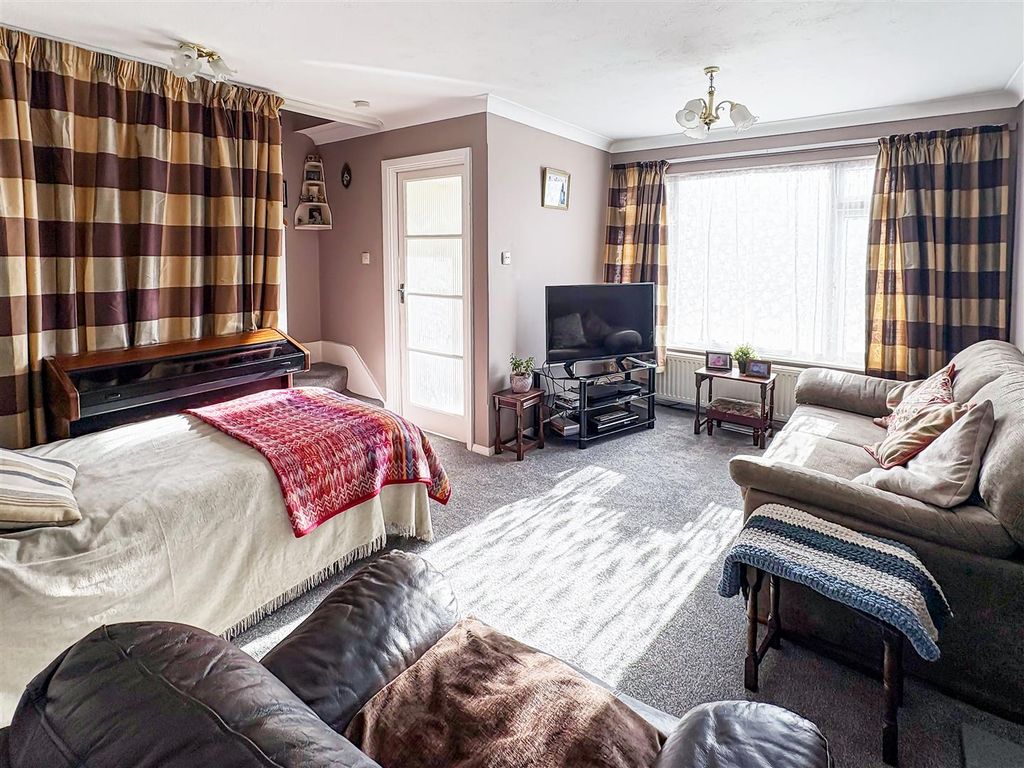 Property photo 3 of 16 Image00028.Jpg