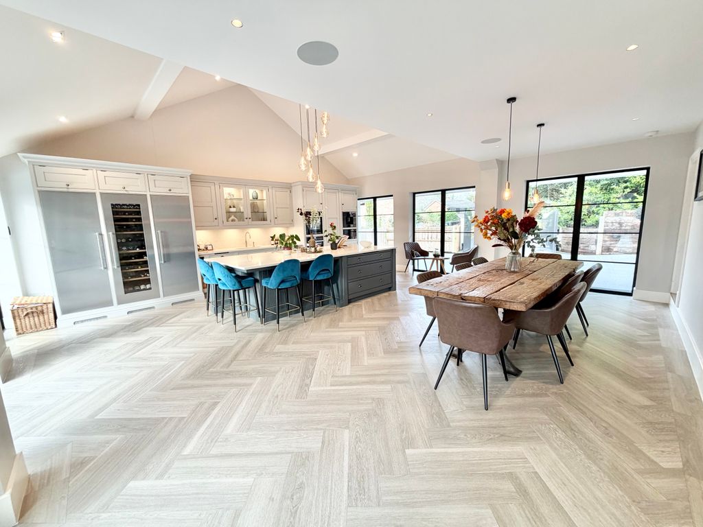 Property photo 2 of 41 Img_7059