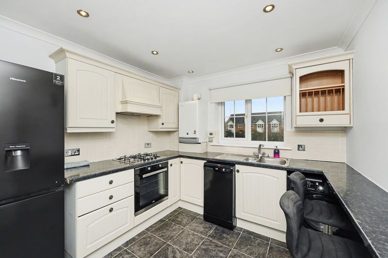 Property photo 2 of 14 Photo 6