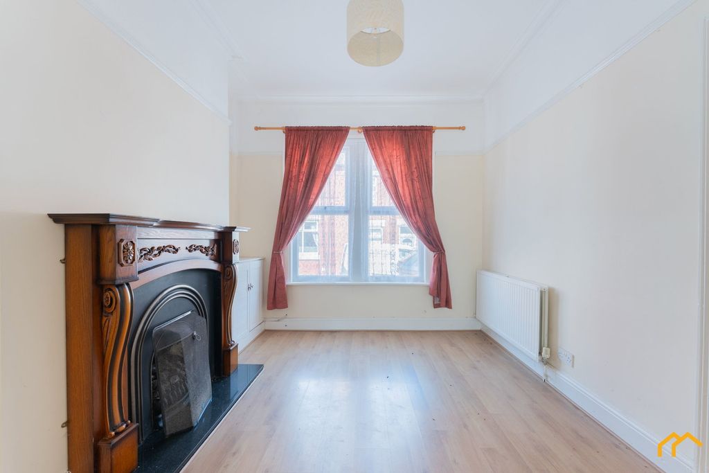 Property photo 3 of 19