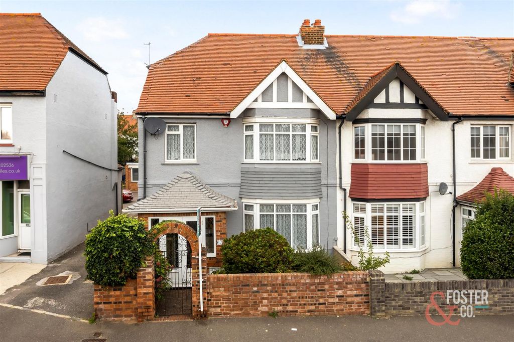 Property photo 1 of 20 Old Shoreham Road 67-020.Jpg