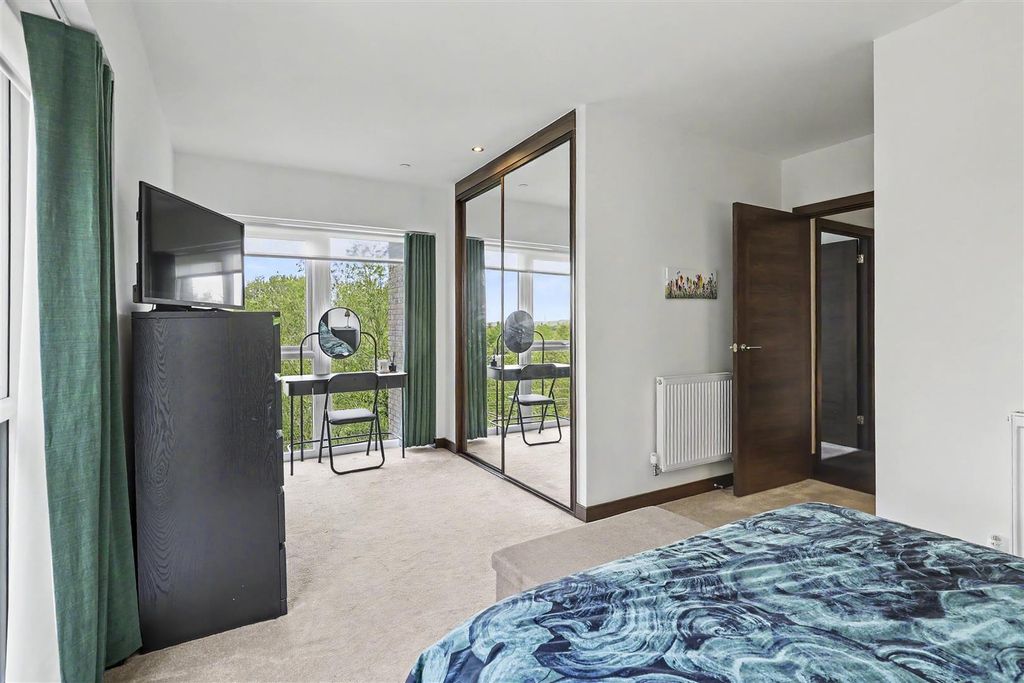 Additional image 15 of 2 bed flat for saleGodfrey House, Edinburgh Gate, Harlow CM20