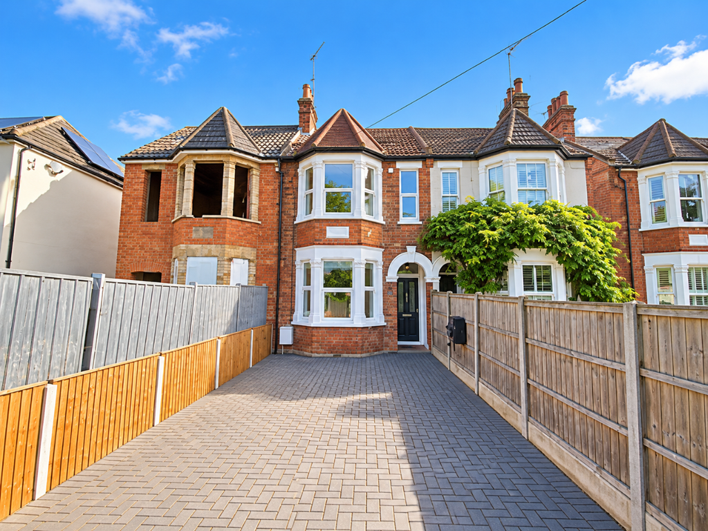 Property photo 1 of 13