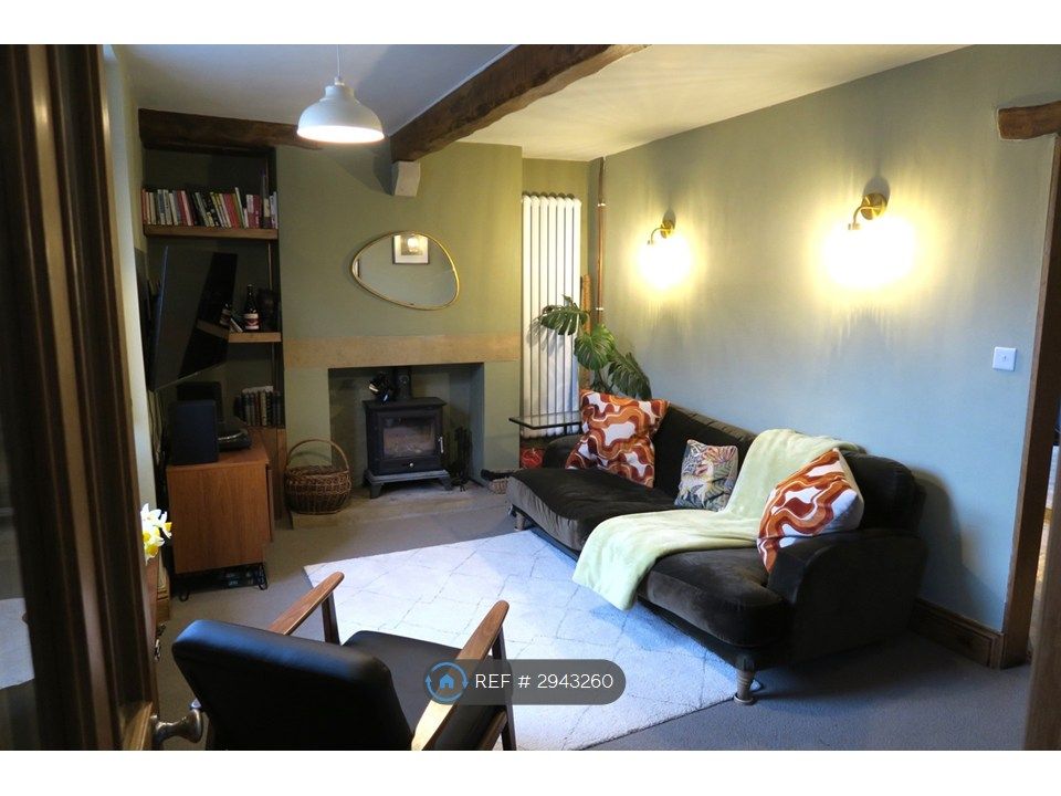 Property photo 1 of 15 Living Room