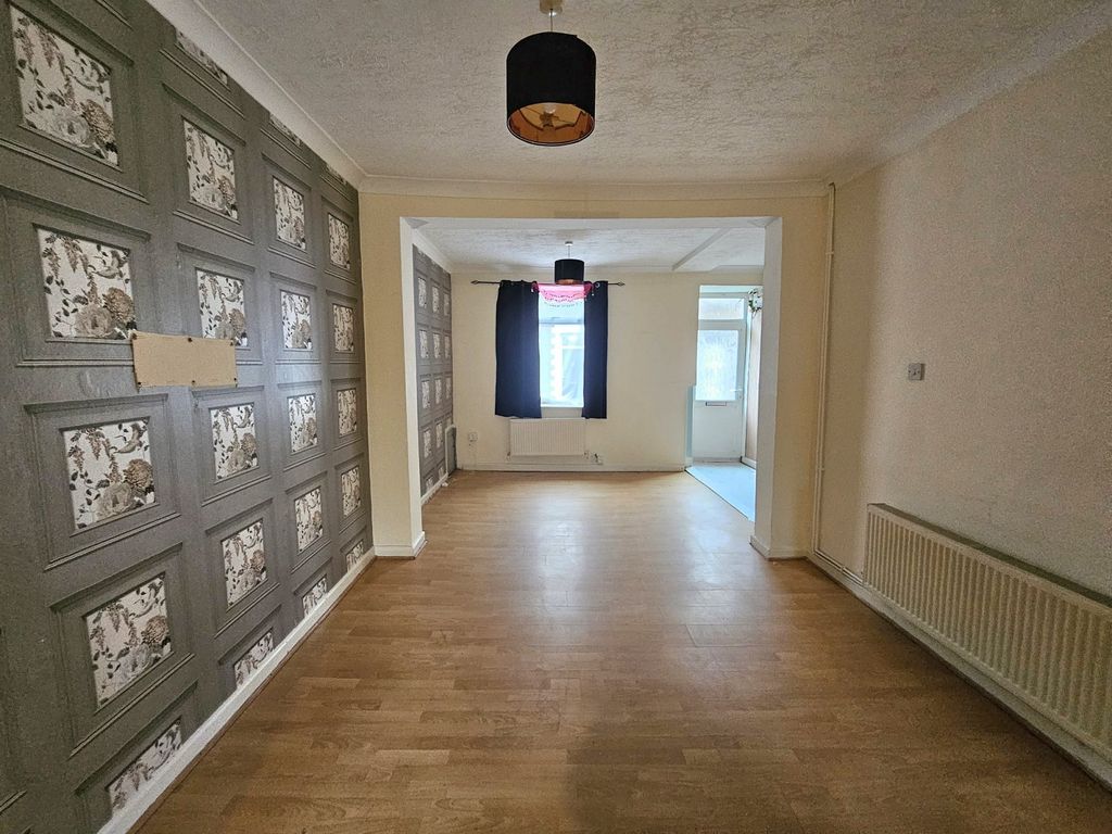 Property photo 2 of 10 Not Specified