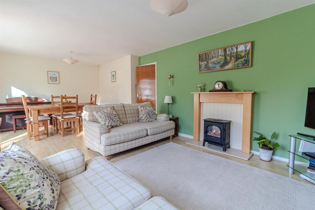 Property photo 3 of 22 Img_0585.Jpg
