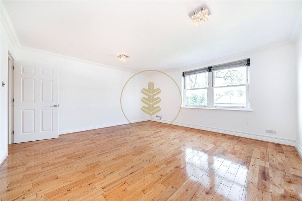 Property photo 2 of 12 Picture No. 05