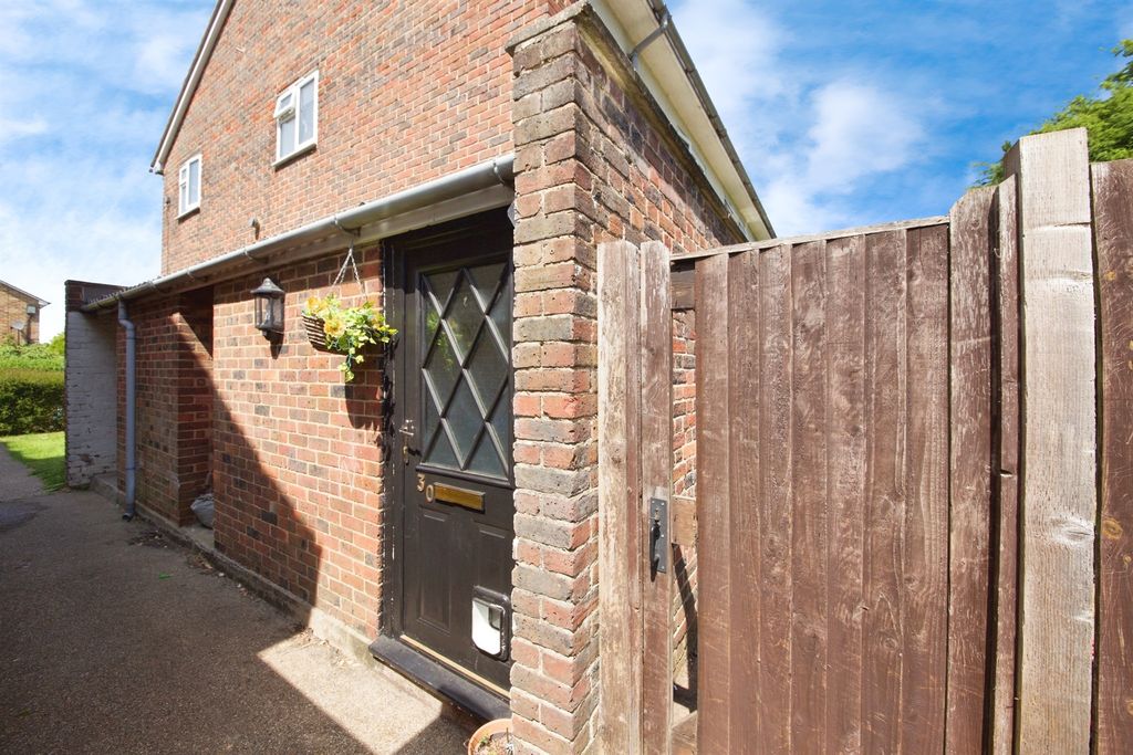 Property photo 2 of 14
