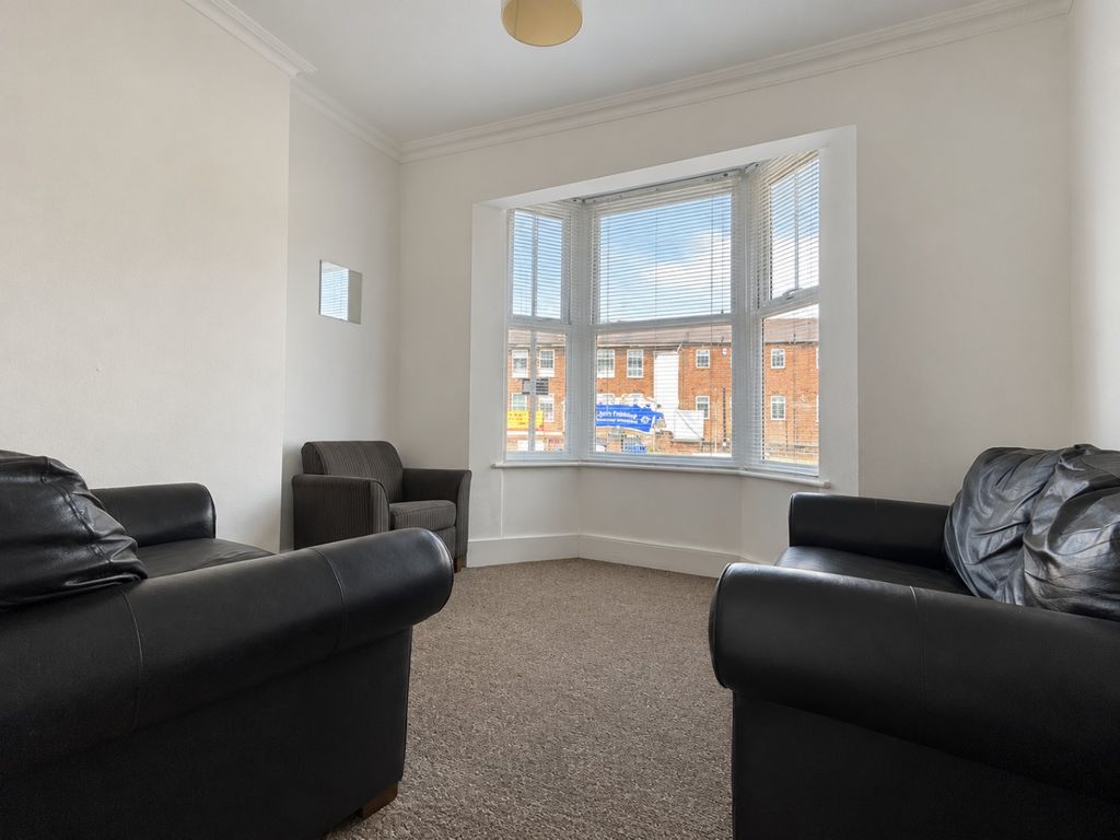 Property photo 3 of 16 4624162