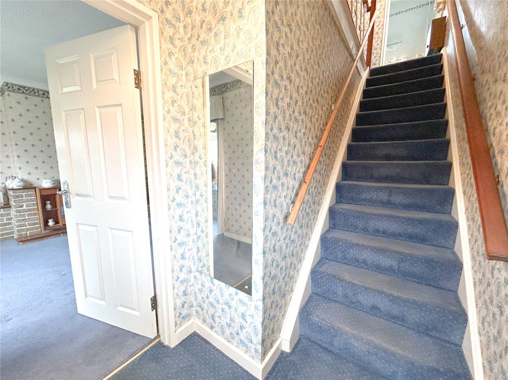 Property photo 2 of 16 Picture No. 20