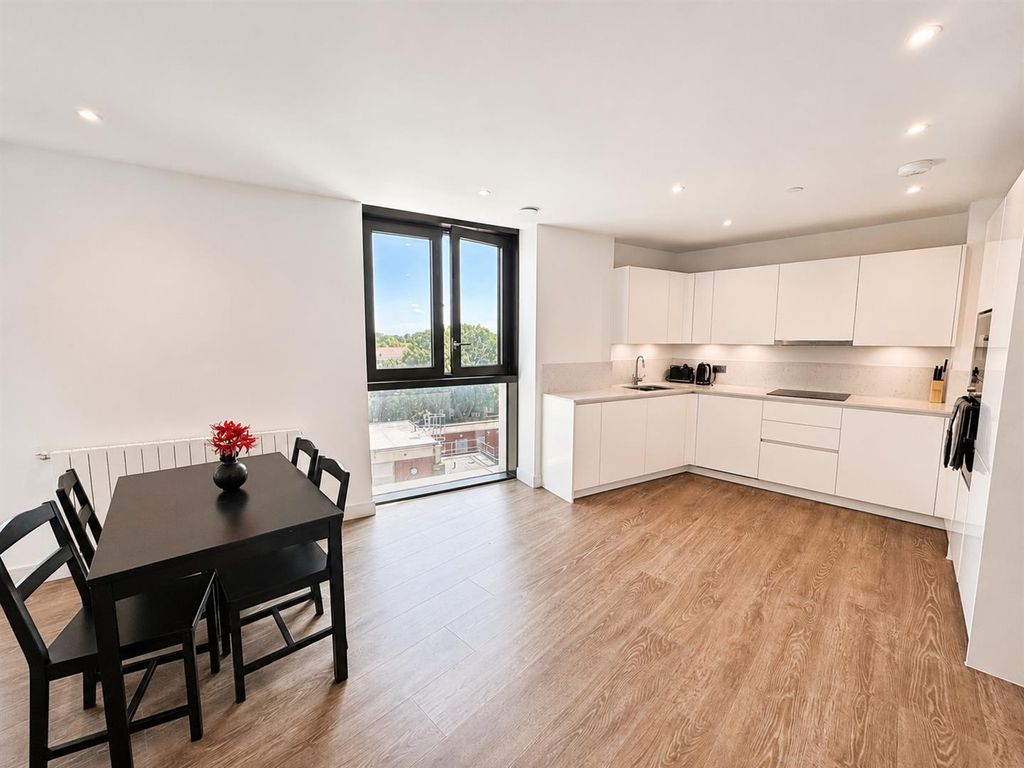 Property photo 2 of 13 3.Png