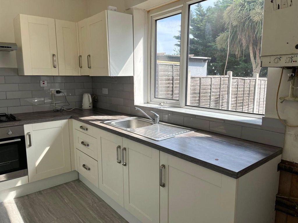 Property photo 3 of 12 Picture No. 05