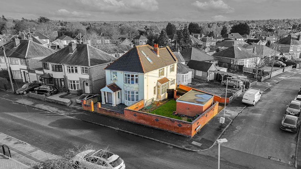 Property photo 1 of 27