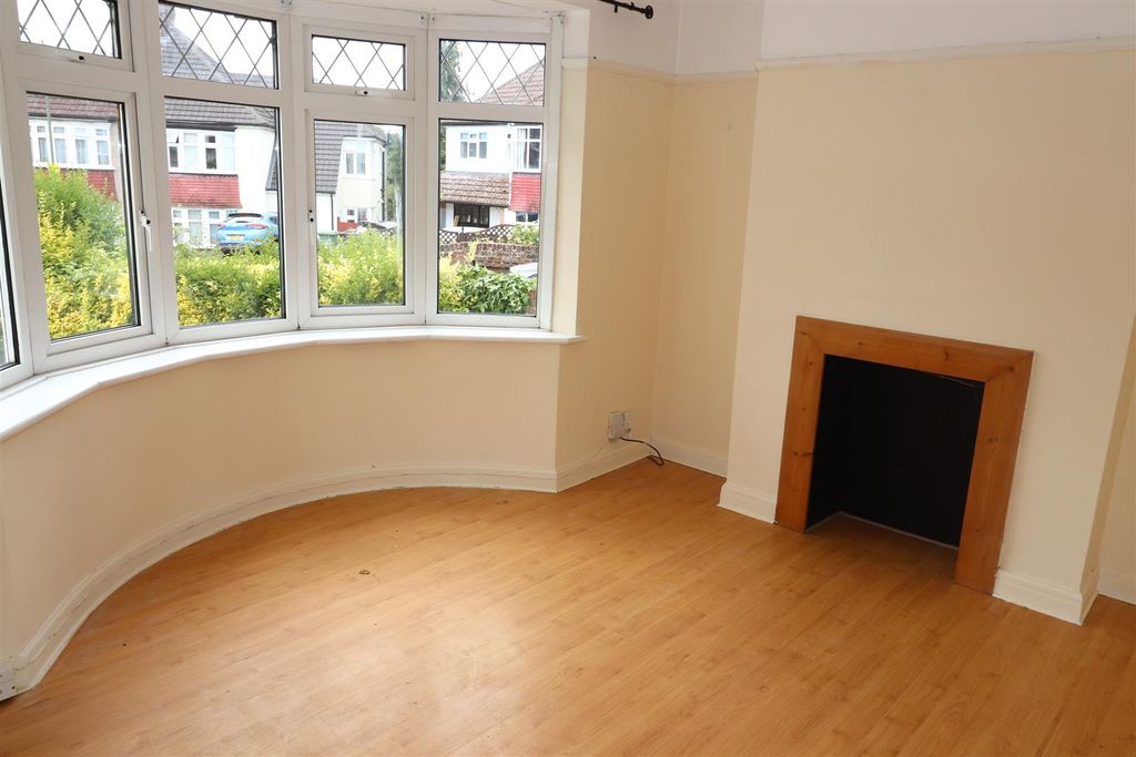 Property photo 2 of 10 Img_6405.Jpg