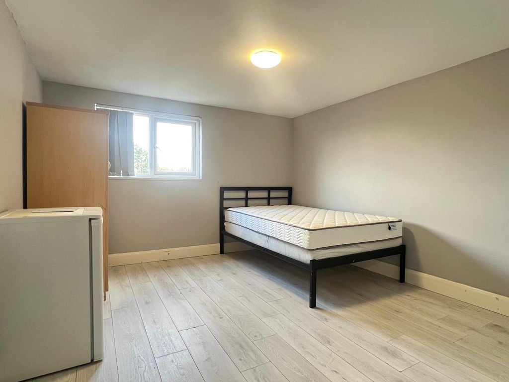 Property photo 3 of 12 Whatsapp Image 2026-02-04 At 11.43.51 Am 3.Jpeg