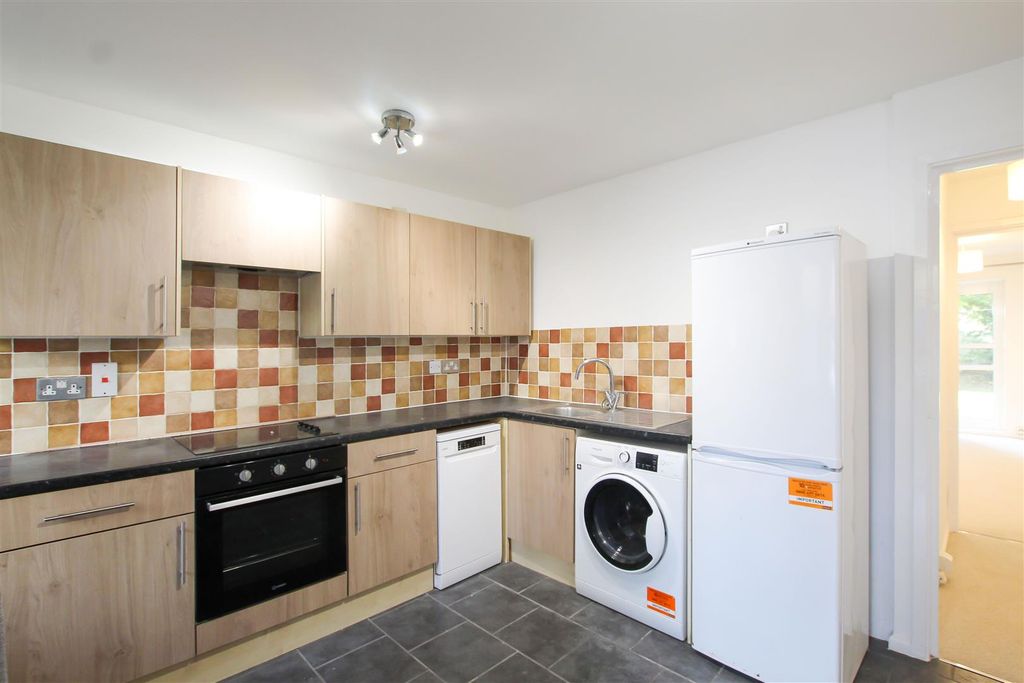 Property photo 2 of 13 Img_5604.Jpg