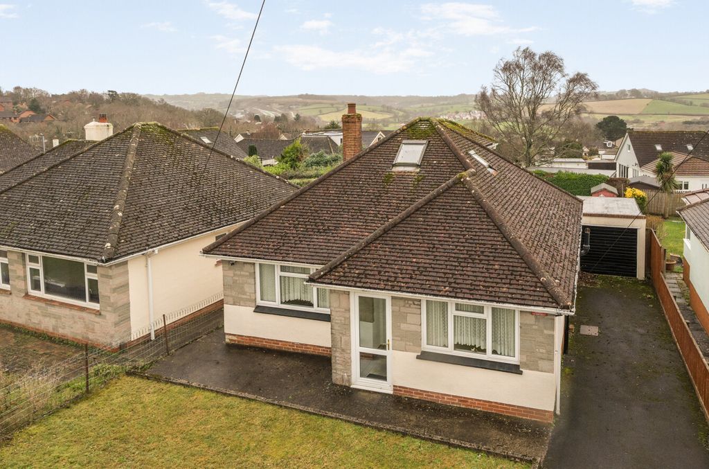 Property photo 2 of 20 1401491-1-696F71B...