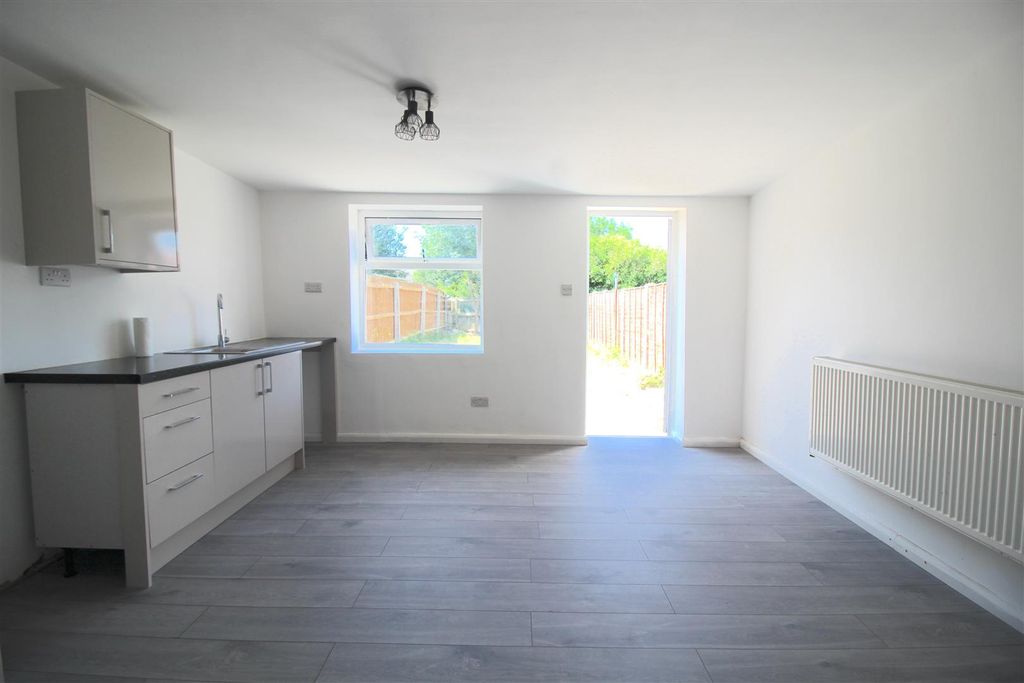Property photo 3 of 13 Img_6903.Jpg