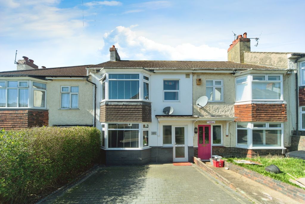 Property photo 1 of 17 Photography