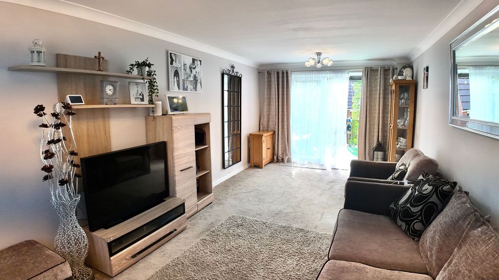 Property photo 2 of 30