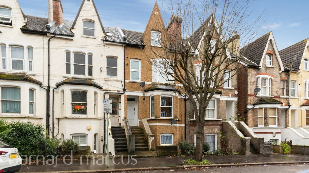 Property photo 1 of 6 Image