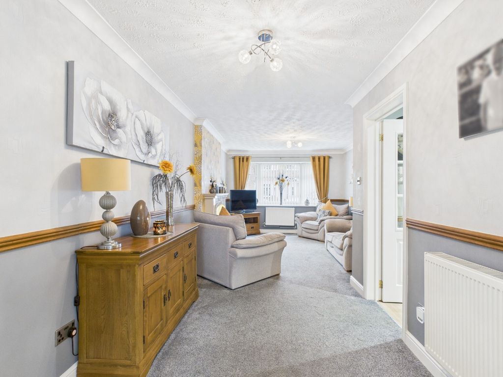 Property photo 3 of 25 4693016