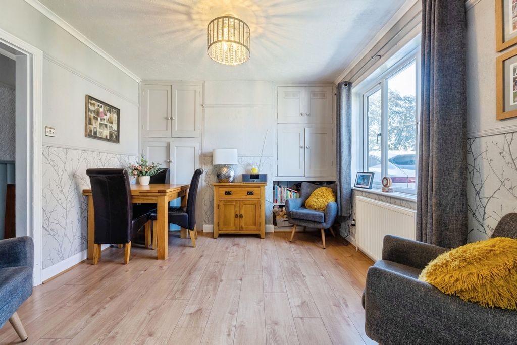 Property photo 3 of 19 Pbox-Img.Jpg