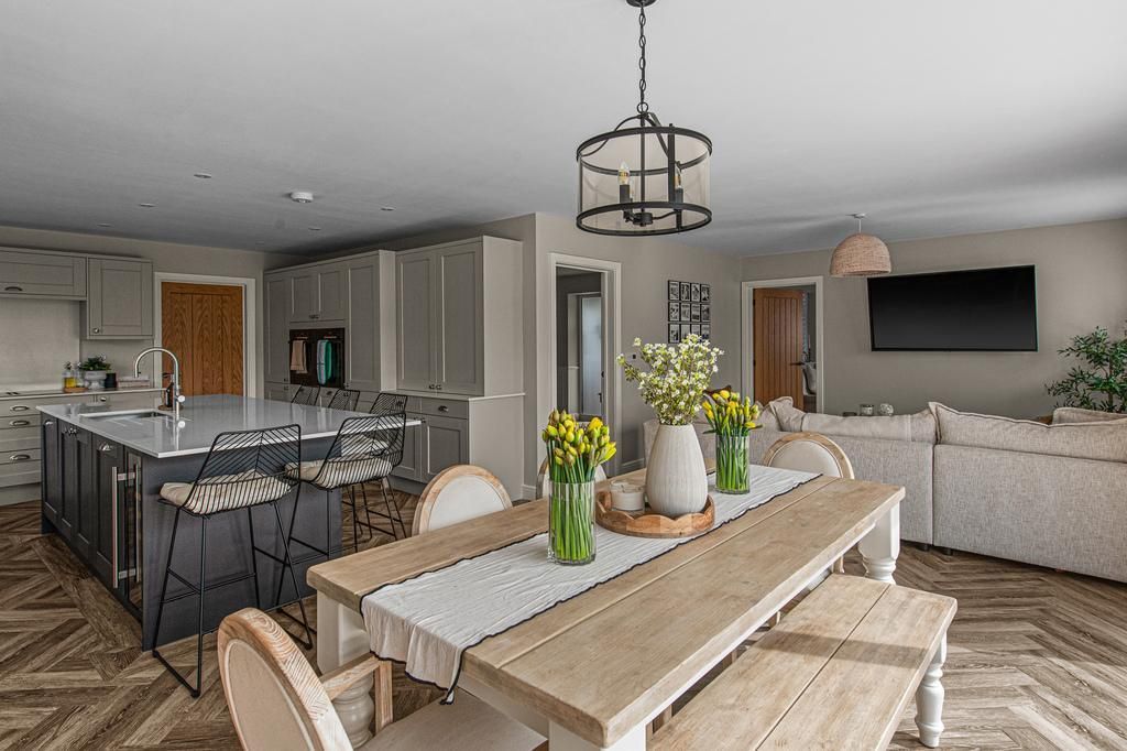 Property photo 2 of 27 Photo 2