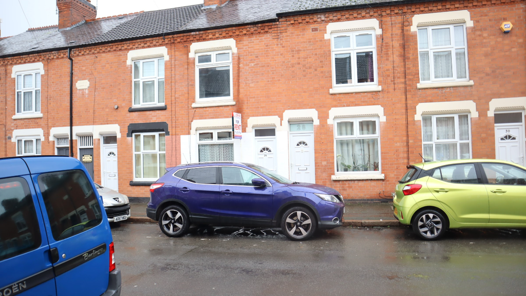 Property photo 1 of 40