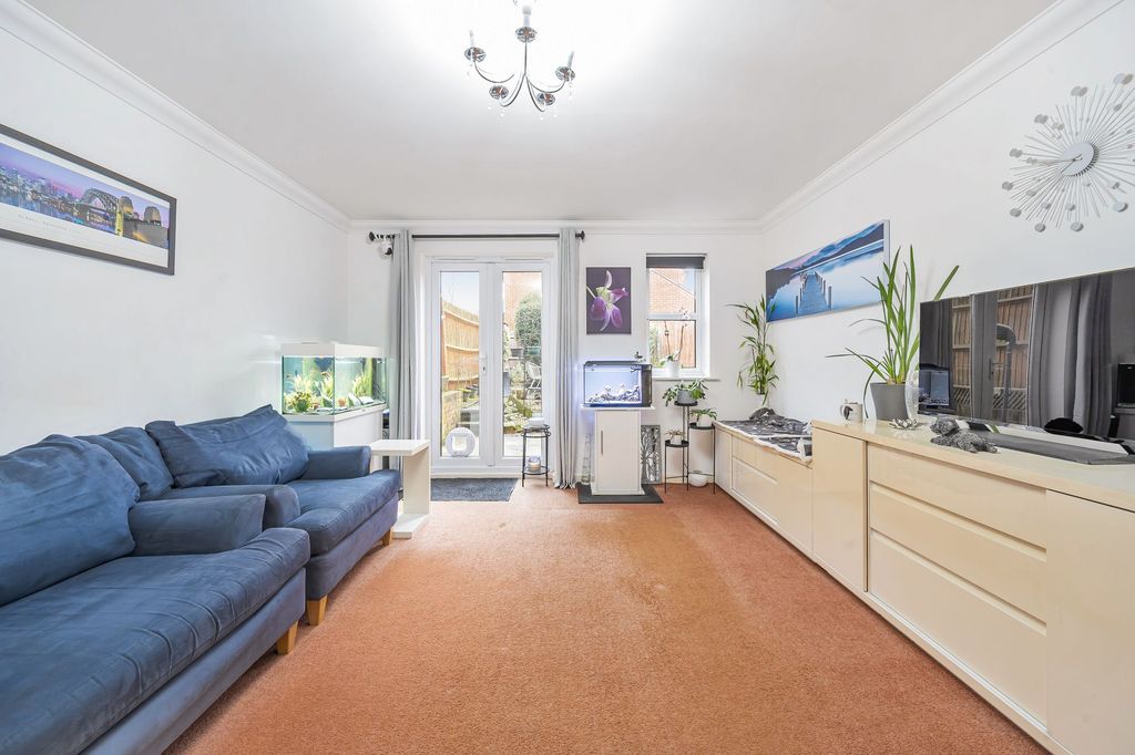 Property photo 3 of 16
