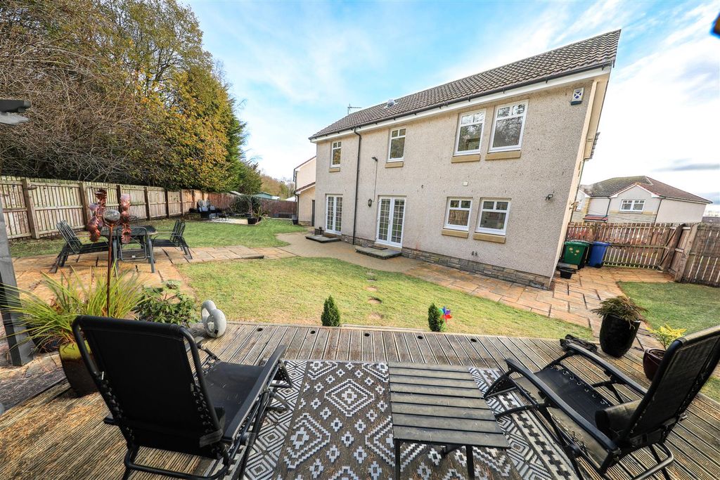 Property photo 2 of 41 B