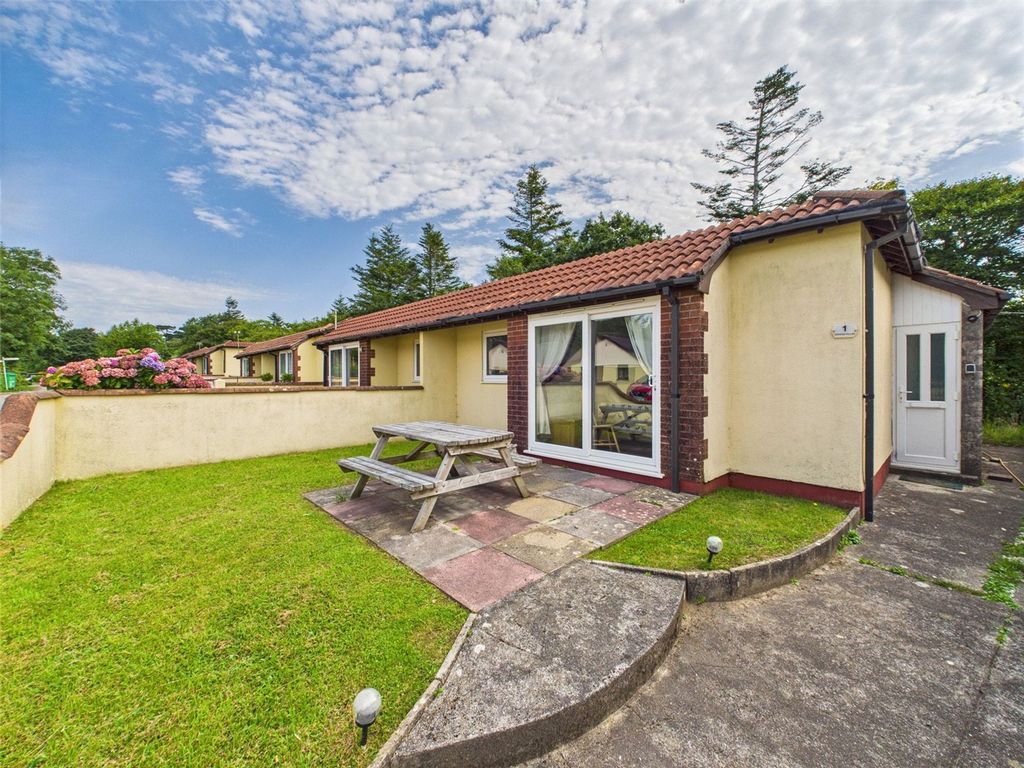 Property photo 1 of 7 Picture No. 14