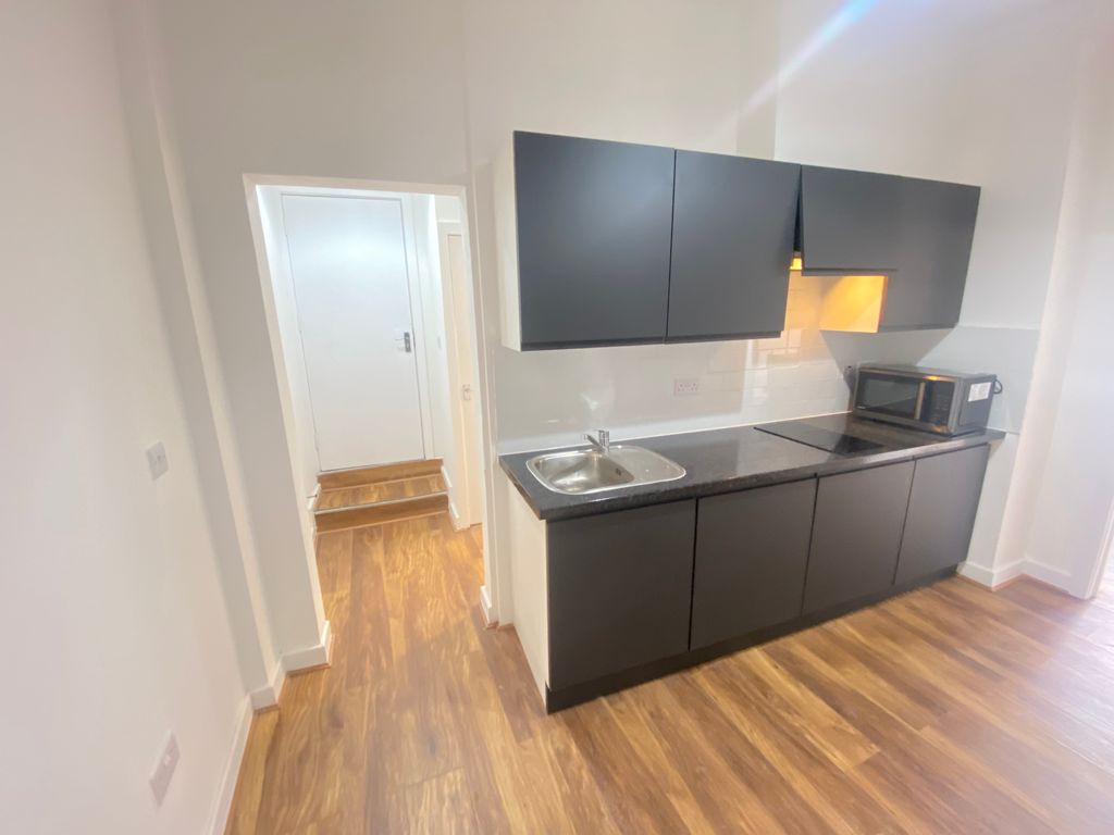 Property photo 3 of 17 Photo 2