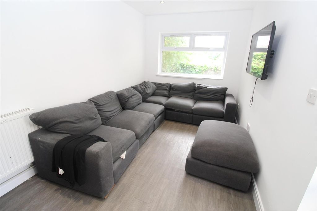 Property photo 3 of 27 Img_0935.Jpg