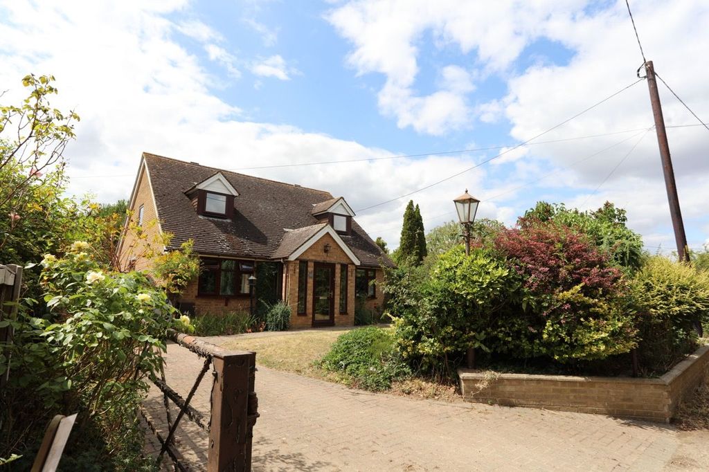 Property photo 1 of 26