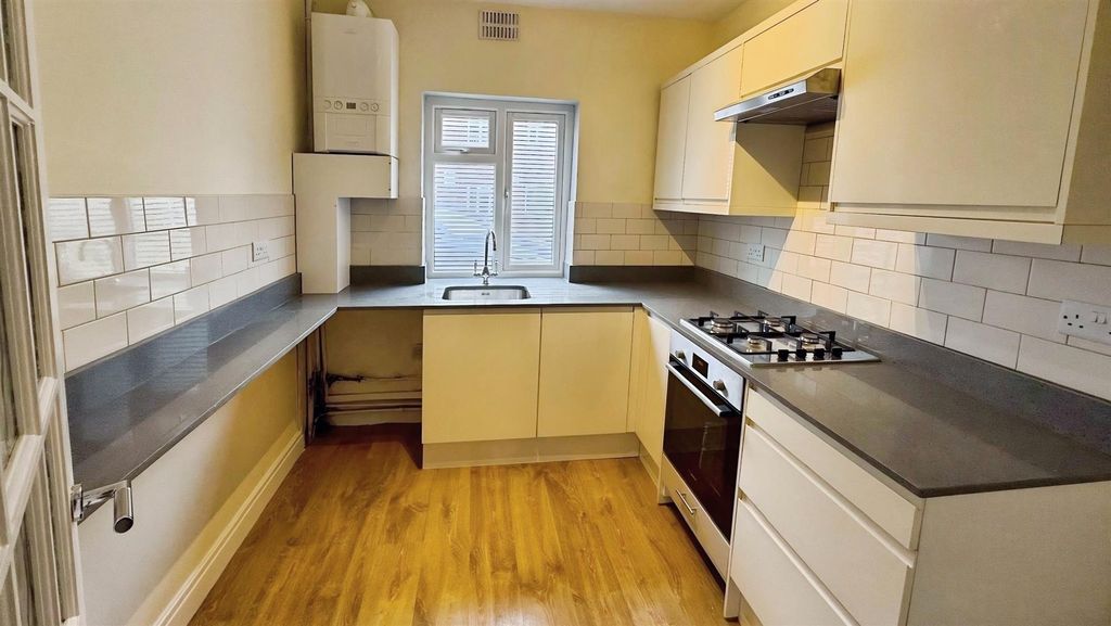 Property photo 3 of 6 956Bcba4-Photo1.Jpg