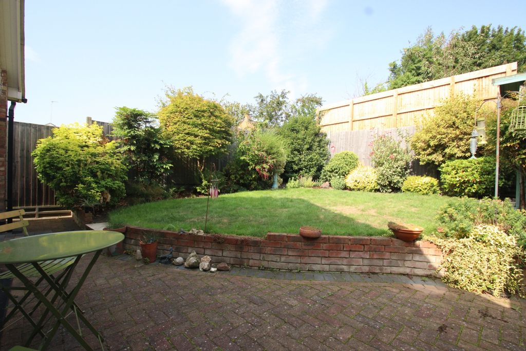 Property photo 3 of 24 Photo 27