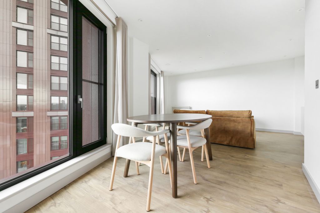 Property photo 3 of 32 Picture No. 30