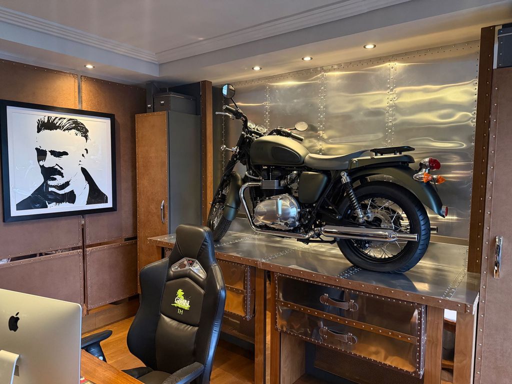 Property photo 3 of 5