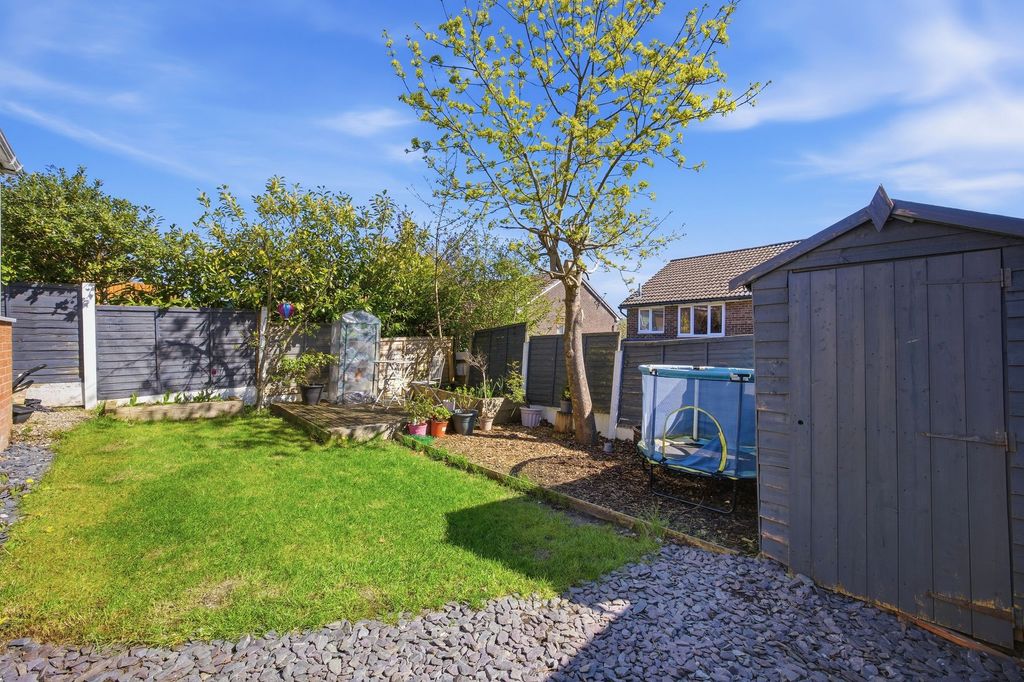 Property photo 1 of 29