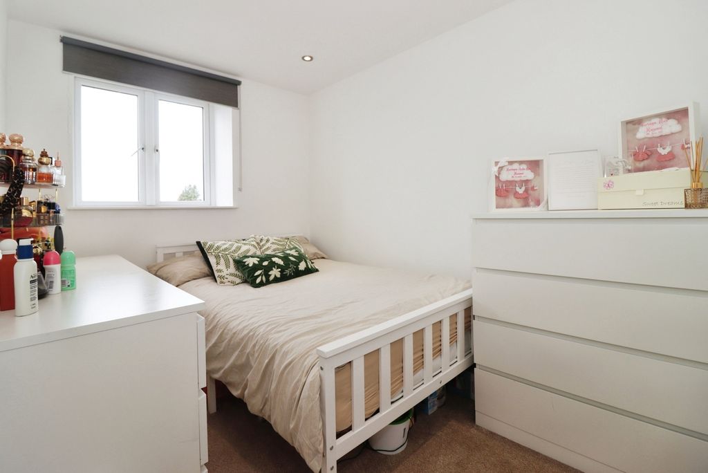 Property photo 3 of 13 Pbox-Img.Jpg