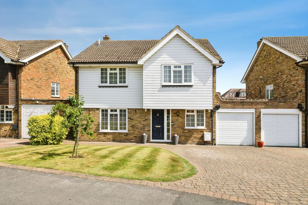 Property photo 1 of 40 Pbox-Img.Jpg