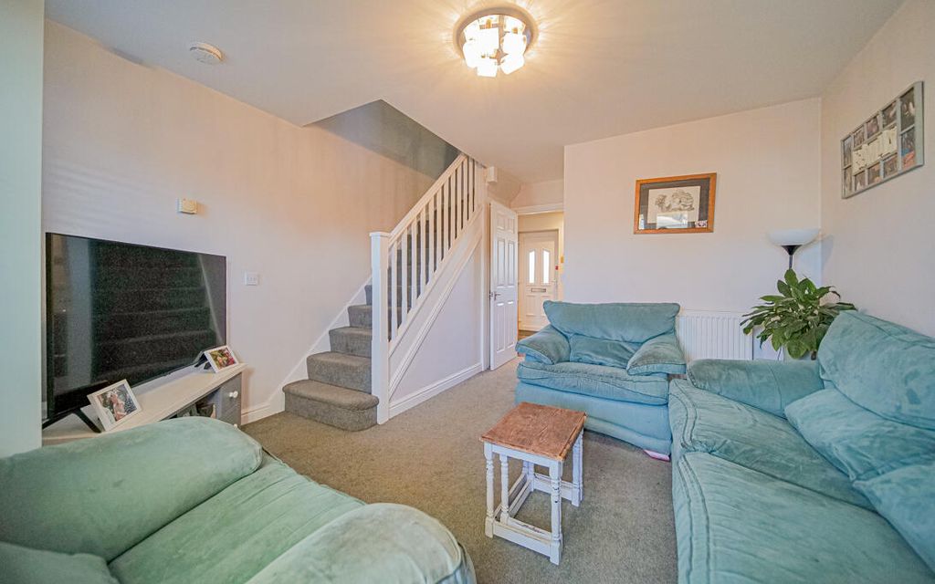 Property photo 3 of 14 P1065641.Jpg