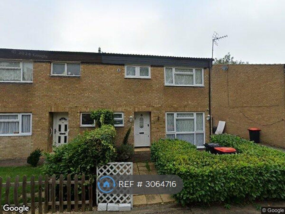 Property photo 2 of 11