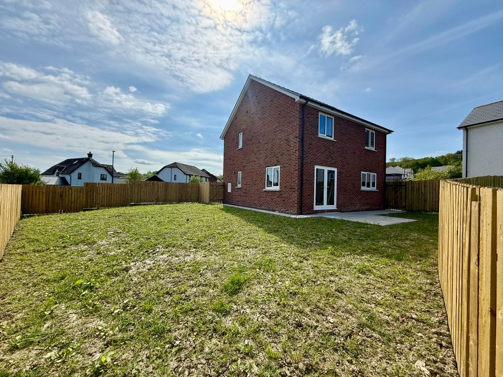 Property photo 2 of 4