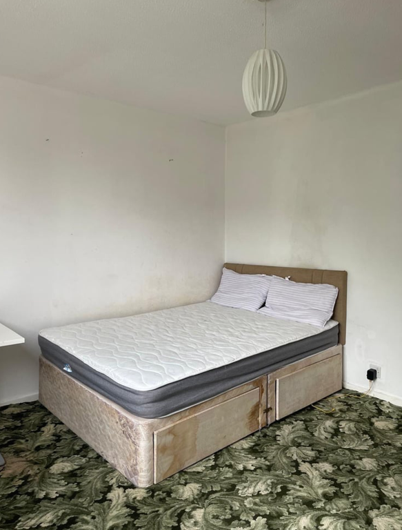 Property photo 1 of 3