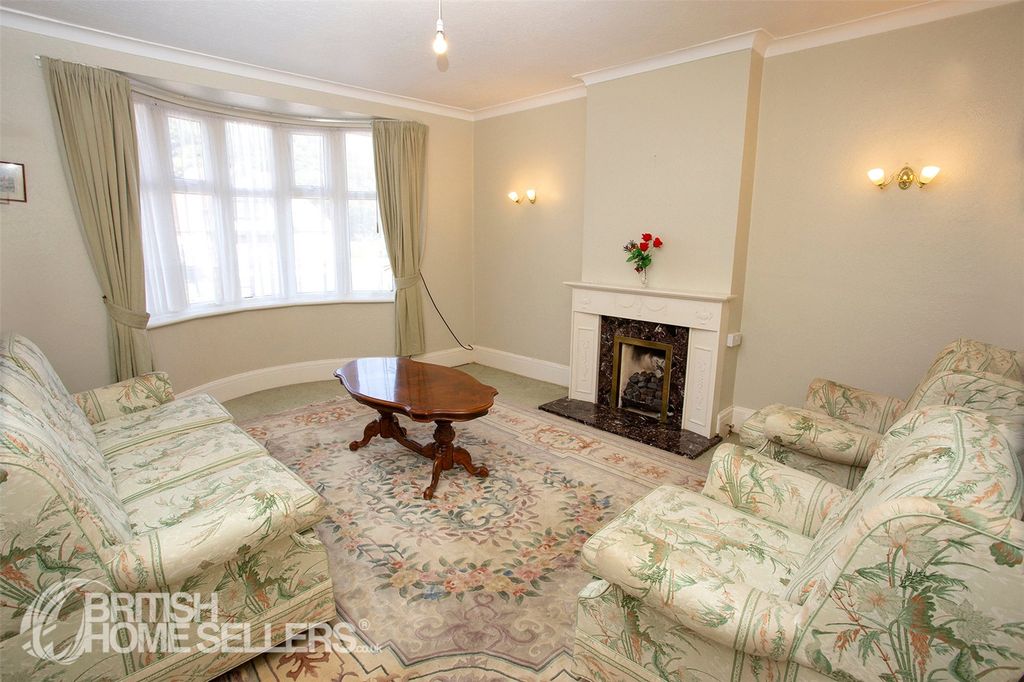 Property photo 2 of 22 Picture No. 05