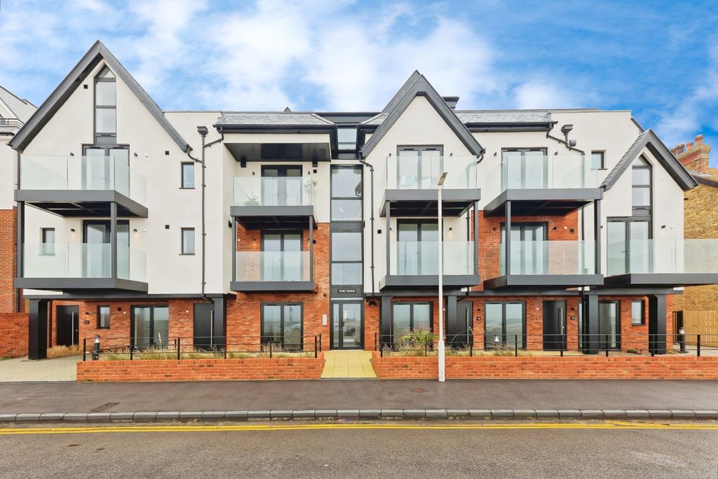 Property photo 1 of 19 Pbox-Img.Jpg