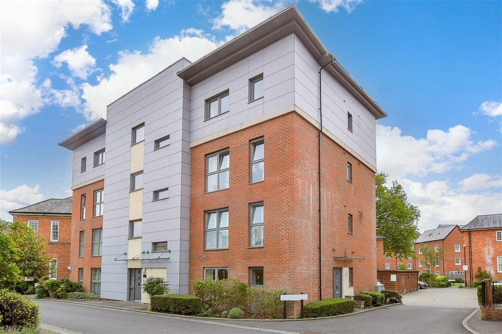 Property photo 3 of 11 Web (New)