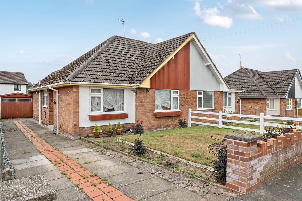 Property photo 1 of 18